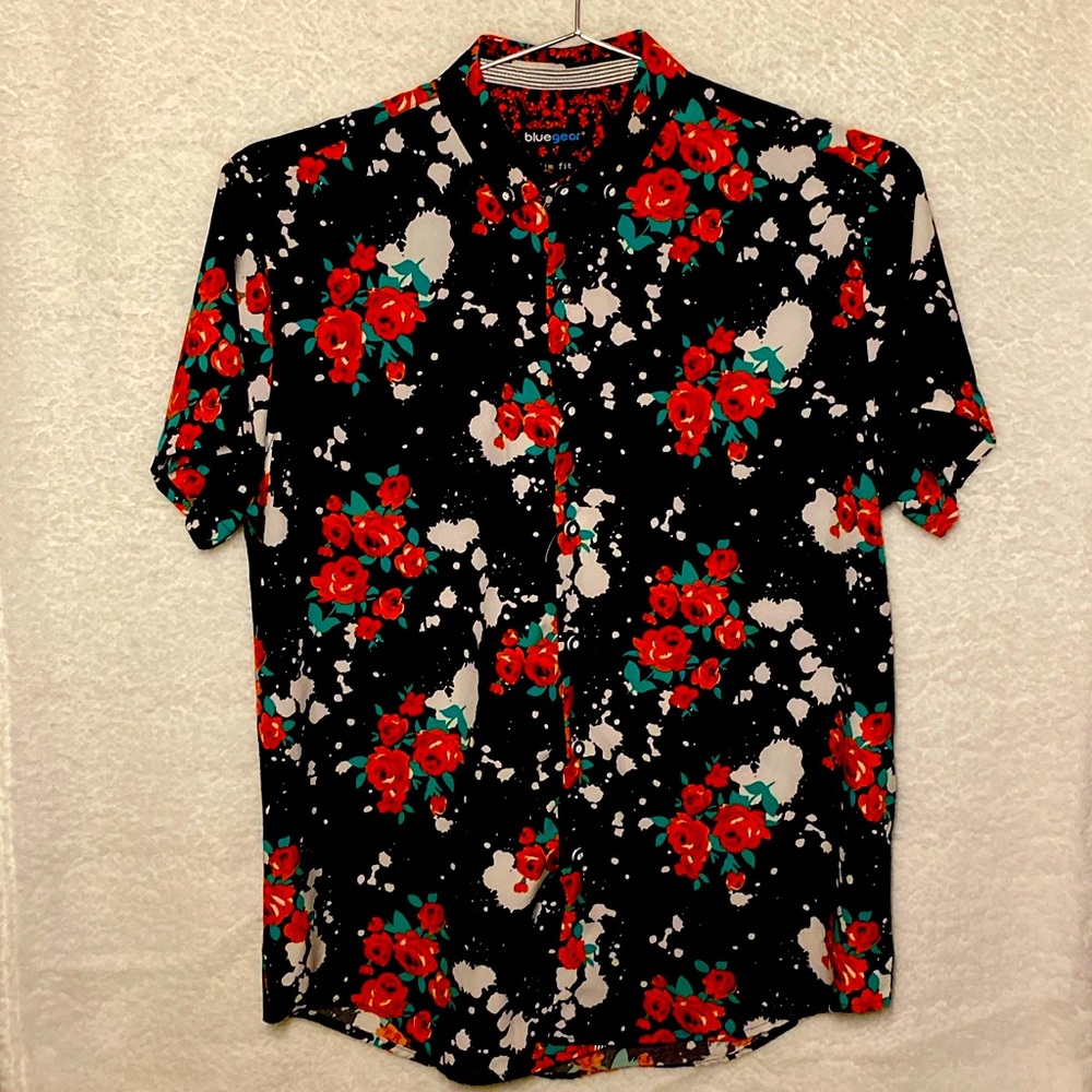 This shirt was only used once.